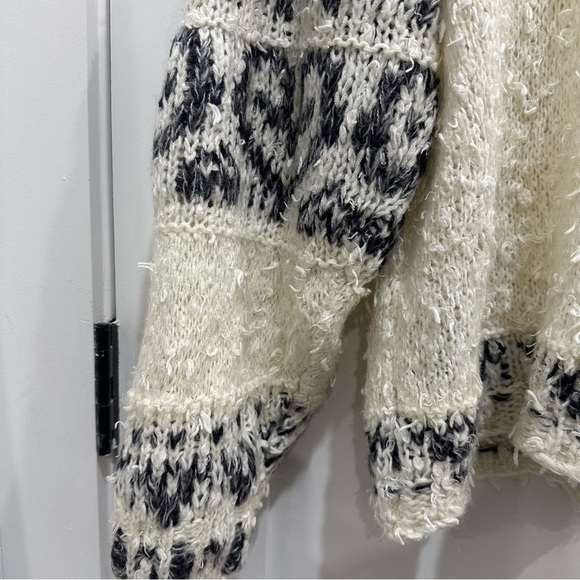 Anthropologie Pilcro Petra Feathered Sweater Size Medium - Picture 8 of 14